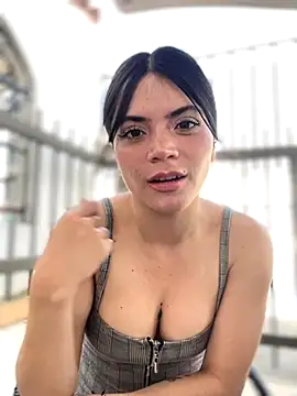 Snapshot of PamelaJonsom_ chatting on November 1, 2025, 2:00 pm PamelaJonsom online show from November 1, 2025, 2:00 pm