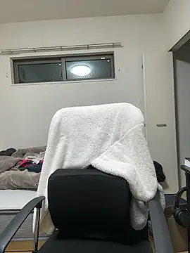 ichika 2  online show from November 30, 2025, 2:51 pm