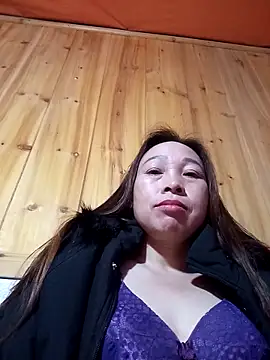 Snapshot of Manni_john chatting on February 16, 2026, 3:32 pm Manni john online show from February 16, 2026, 3:32 pm