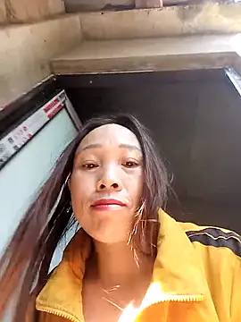 Manni john online show from November 22, 2025, 2:32 am