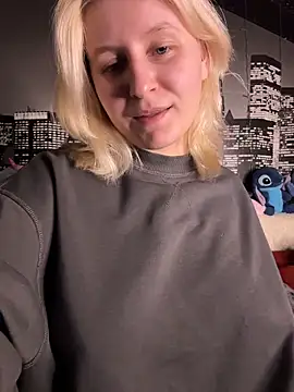 Snapshot of BonnyeBoom chatting on February 17, 2026, 2:25 pm BonnyeBoom online show from February 17, 2026, 2:25 pm