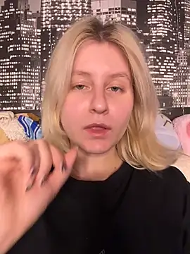 Snapshot of BonnyeBoom chatting on February 20, 2026, 4:42 pm BonnyeBoom online show from February 20, 2026, 4:42 pm