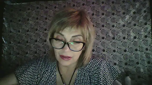 Snapshot of Lia_Ray chatting on November 7, 2025, 8:24 pm Lia Ray online show from November 7, 2025, 8:24 pm