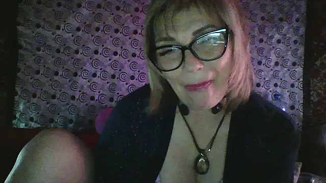 Snapshot of Lia_Ray chatting on December 4, 2025, 9:25 pm Lia Ray online show from December 4, 2025, 9:25 pm