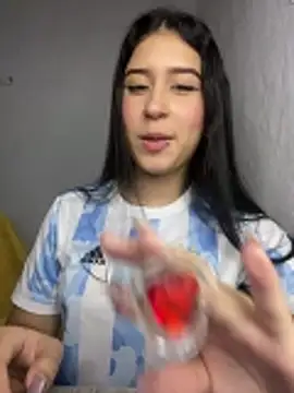 Snapshot of cristalxxx_hott chatting on November 17, 2025, 9:41 pm cristalxxx hott online show from November 17, 2025, 9:41 pm