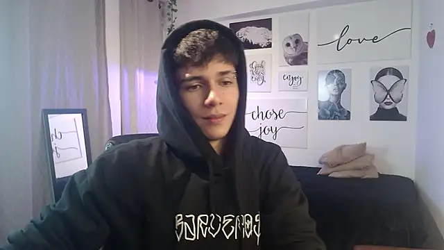 AmethystShadow17 online show from March 20, 2026, 7:59 pm