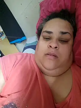 Snapshot of BigBusty_VoluptuousMilfX chatting on October 30, 2025, 1:31 pm BigBusty VoluptuousMilfX online show from October 30, 2025, 1:31 pm