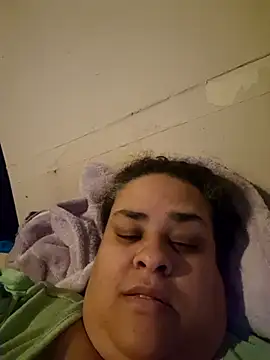 Snapshot of BigBusty_VoluptuousMilfX chatting on November 6, 2025, 5:06 pm BigBusty VoluptuousMilfX online show from November 6, 2025, 5:06 pm