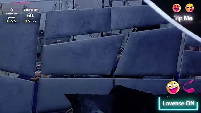 Snapshot of Desire4Duo chatting on November 20, 2025, 1:23 pm Desire4Duo online show from November 20, 2025, 1:23 pm