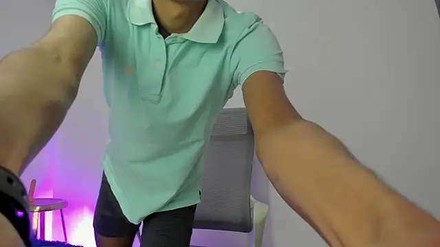 TwinkD asian online show from October 18, 2025, 12:18 pm