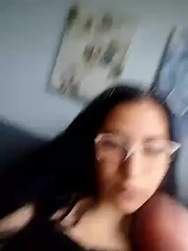 Snapshot of kassandra_luxury chatting on December 5, 2025, 7:34 pm kassandra luxury online show from December 5, 2025, 7:34 pm