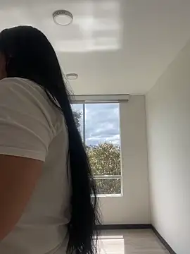 Snapshot of kassandra_luxury chatting on November 10, 2025, 3:17 pm kassandra luxury online show from November 10, 2025, 3:17 pm