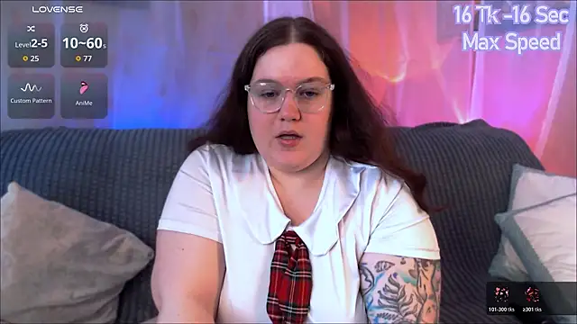 Snapshot of SummerTina chatting on July 18, 2026, 10:13 am SummerTina online show from July 18, 2026, 10:13 am