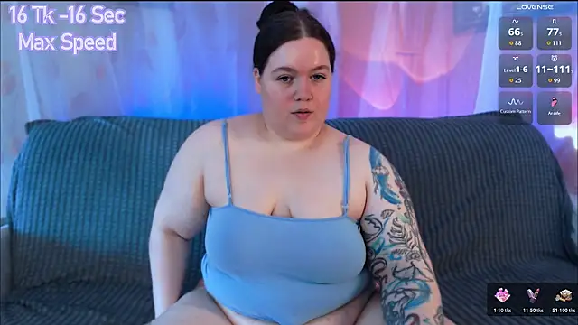 Snapshot of SummerTina chatting on July 28, 2026, 11:17 am SummerTina online show from July 28, 2026, 11:17 am
