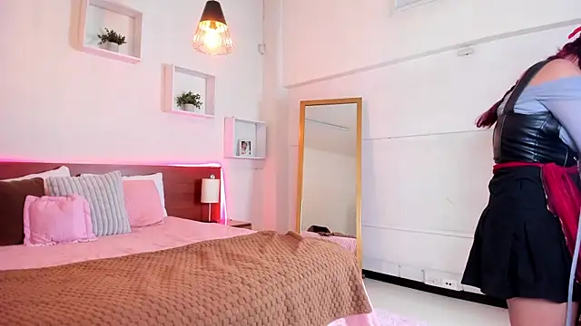 Snapshot of Cat__Moon__ chatting on October 31, 2025, 8:05 pm Cat Moon online show from October 31, 2025, 8:05 pm