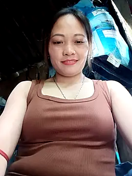 huhu-sexxy online show from November 22, 2025, 5:39 am