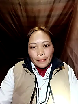 huhu-sexxy online show from December 2, 2025, 12:18 pm