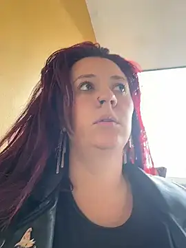 Snapshot of Zoe_fire chatting on November 20, 2025, 12:17 pm Zoe fire online show from November 20, 2025, 12:17 pm