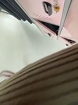 Snapshot of Zoe_fire chatting on November 21, 2025, 12:48 pm Zoe fire online show from November 21, 2025, 12:48 pm