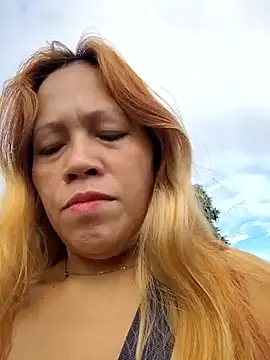 CockBiter83 online show from October 31, 2025, 11:33 pm