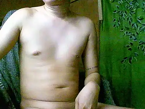 Snapshot of Trebz chatting on November 19, 2025, 4:07 pm Trebz online show from November 19, 2025, 4:07 pm