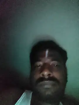 Vickyins480000 online show from November 26, 2025, 5:35 pm