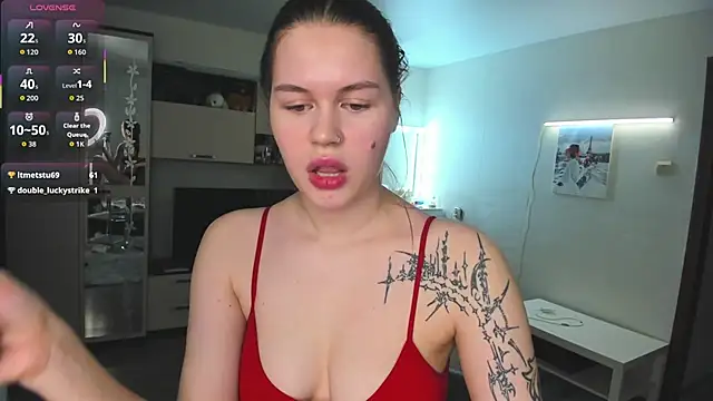 HeatherNextDoor online show from February 3, 2026, 6:22 am