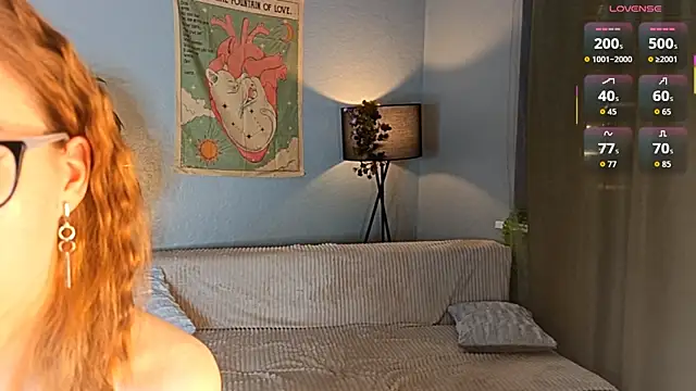 Snapshot of StephnieRecuparo chatting on January 9, 2026, 12:45 pm StephnieRecuparo online show from January 9, 2026, 12:45 pm