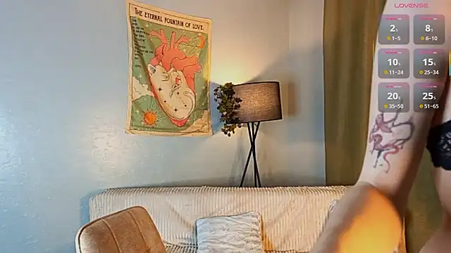 Snapshot of StephnieRecuparo chatting on January 19, 2026, 2:32 pm StephnieRecuparo online show from January 19, 2026, 2:32 pm