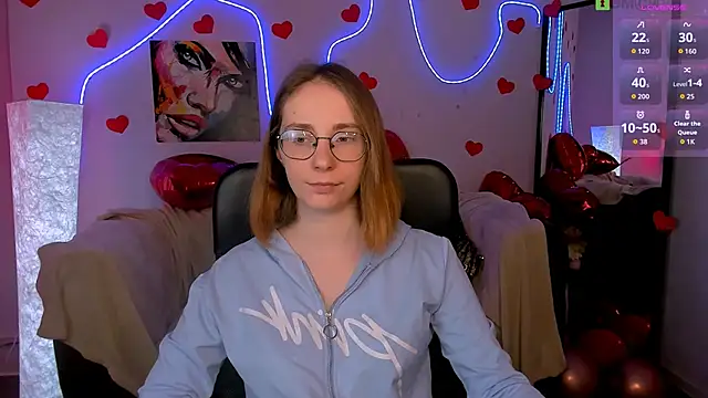 Snapshot of evalora_vei chatting on February 15, 2026, 10:25 am evalora vei online show from February 15, 2026, 10:25 am