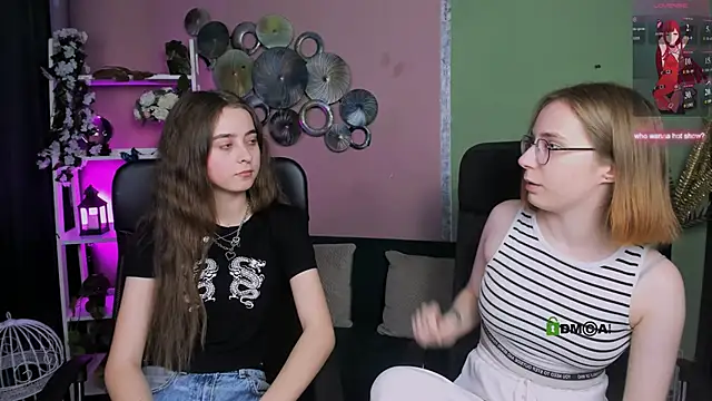 Snapshot of evalora_vei chatting on December 21, 2025, 12:40 pm evalora vei online show from December 21, 2025, 12:40 pm