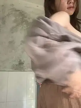 Snapshot of Yanmei_19 chatting on November 5, 2025, 6:05 am Yanmei 19 online show from November 5, 2025, 6:05 am