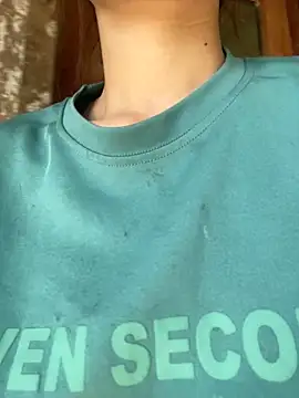 Snapshot of Yanmei_19 chatting on November 23, 2025, 3:27 am Yanmei 19 online show from November 23, 2025, 3:27 am