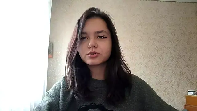 AudieMleczynski online show from October 30, 2025, 10:13 am