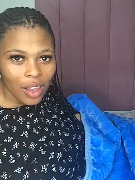 Bubbles156 online show from April 4, 2026, 7:04 am