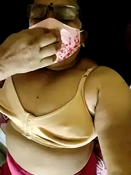 Snapshot of Anasuyatelugu chatting on February 6, 2026, 4:03 pm Anasuyatelugu online show from February 6, 2026, 4:03 pm