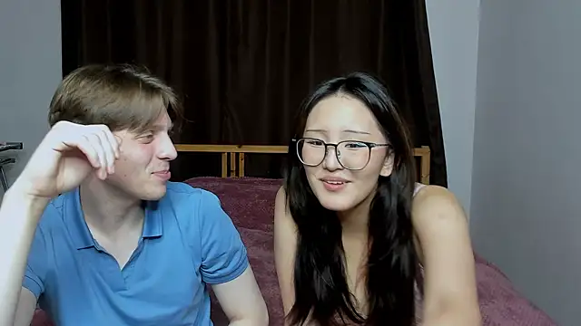 Blossomandbee online show from October 25, 2025, 11:27 pm