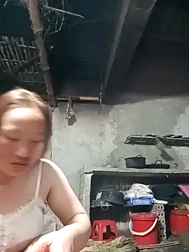 Snapshot of Mising5022 chatting on November 12, 2025, 12:42 pm Mising5022 online show from November 12, 2025, 12:42 pm