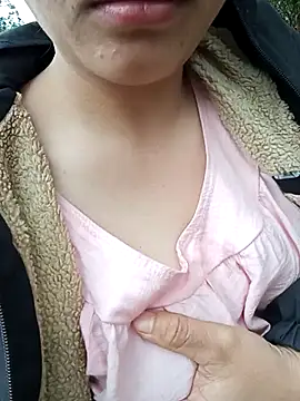 Snapshot of Mising5022 chatting on December 4, 2025, 6:56 am Mising5022 online show from December 4, 2025, 6:56 am