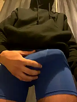 Rebeudeter  online show from December 17, 2025, 5:40 pm