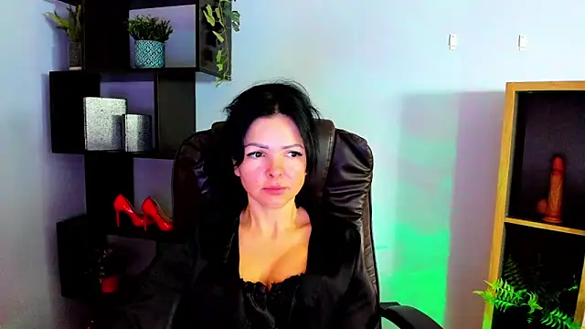 Mollybloom40 online show from December 18, 2025, 8:52 am