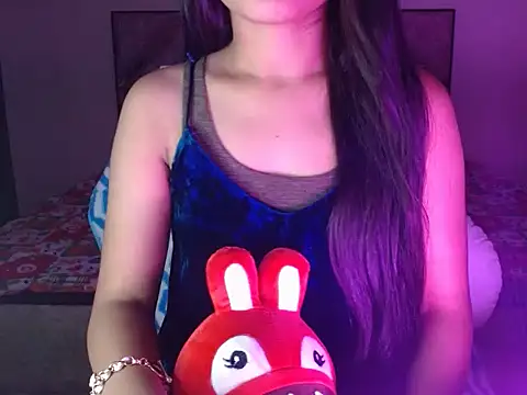 spicy sofiya - online show from November 20, 2025, 5:57 pm