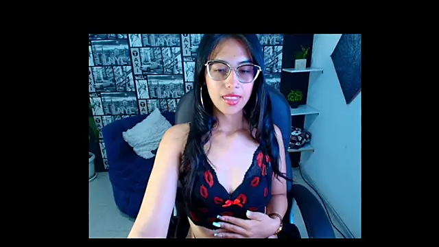 Snapshot of Sub_Scarlett chatting on November 26, 2025, 1:44 pm Sub Scarlett online show from November 26, 2025, 1:44 pm