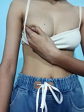 strip queennn online show from November 16, 2025, 7:51 pm