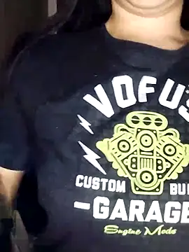  Emily vixen online show from November 2, 2025, 12:59 am