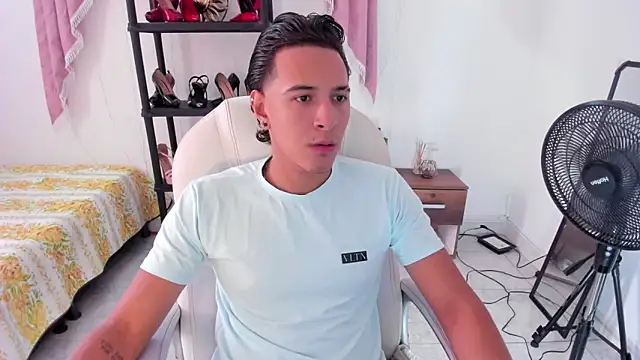 Hayden Boy  online show from November 1, 2025, 7:19 pm