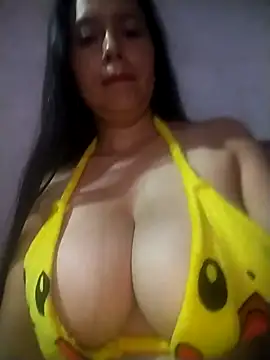 Cristal-sm online show from November 12, 2025, 2:04 am