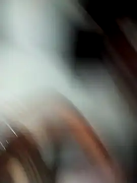 Cristal-sm online show from November 19, 2025, 3:06 am