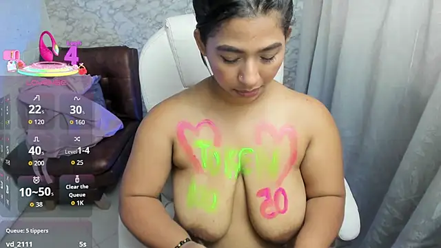 Amara  Hank online show from November 29, 2025, 1:11 pm