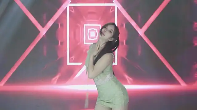 Wily-07 online show from November 25, 2025, 11:27 pm